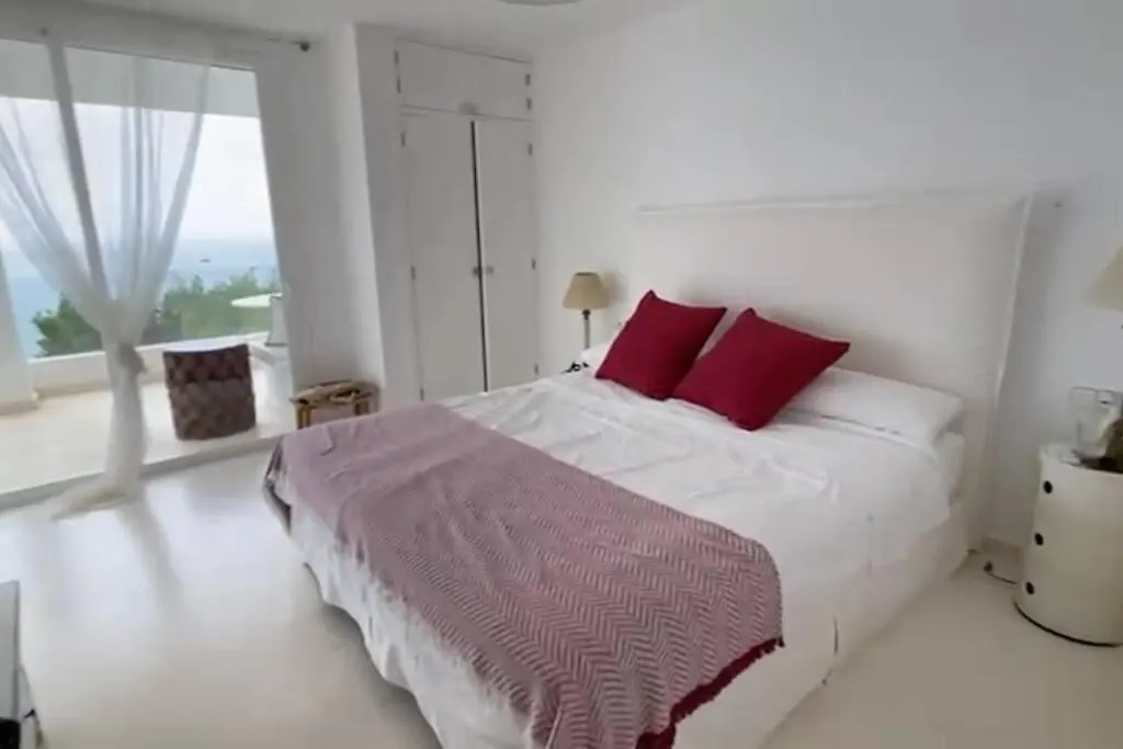 Villa De Lujo En Ibiza Roca Llisa Spain